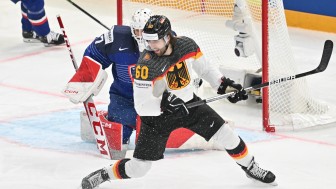 Für die Deutsche Eishockey-Nationalmannschaft um ERC-Stürmer Wojciech Stachowiak geht es heute Abend um Gold.
Foto: Birgit Häfner