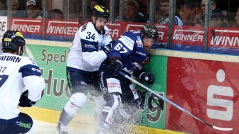 Die Panther holten in Iserlohn einen Punkt. Foto: Brockmann Die Panther holten in Iserlohn einen Punkt. Foto: Brockmann