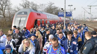 Am 3. Dezember reisen die Panther-Fans mit dem Zug zum Derby nach Nürnberg. 
Foto: Johannes TRAUB / JT-Presse.de