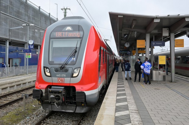 Diesmal musste der Fanzug der DB Regio Bayern kurzfristig aufgrund des massiven Wintereinbruchs abgesagt werden.
Foto: Johannes Traub/JT-Presse.de