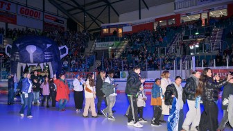 Am Sonntag werden im Rahmen des Goals for Kids Tages wieder über 100 Kinder durch den Pantherkopf einlaufen.
Foto: Johannes Traub/JT-Presse.de