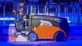 Gewinne eine Mitfahrt auf der Zamboni.
Foto: Johannes Traub/JT-Presse.de