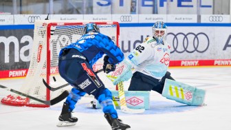 Kenny Agostino traf gegen Dresden doppelt.
Foto: Johannes Traub/JT-Presse.de Kenny Agostino traf gegen Dresden doppelt.
Foto: Johannes Traub/JT-Presse.de