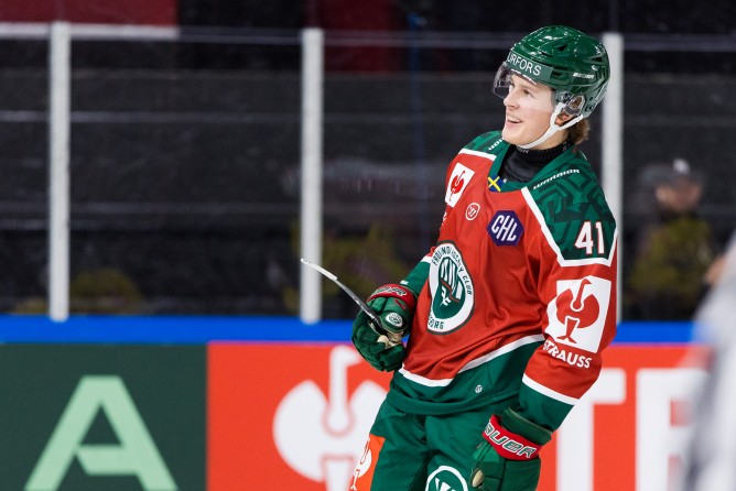 Der erst 18-jährige Ivar Stenberg ist Frölundas punktbester Spieler.
Foto: Michael Erichsen