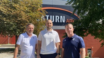 Tobias Berger (Mitte) übernimmt den Posten als Head of Coaches beim ERC-Nachwuchs.
